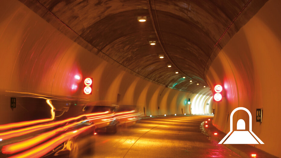 Tunnel 2_Juergen Koenig_CMS.jpg