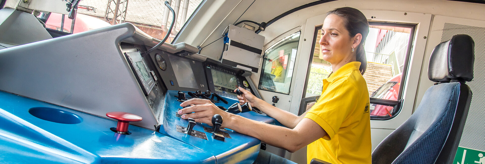 auto touring f Zug_HEN_1603_CMS.jpg