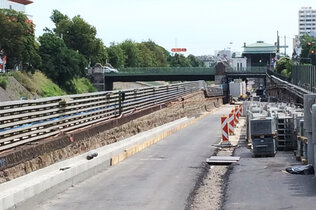 auto touring faehrt U4 Baustelle_4159.JPG