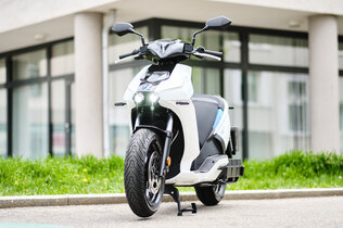 eRoller Vergleich_0037_CMS.jpg