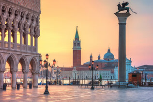 shutterstock_762317071_Venedig.jpg