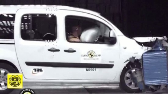 Crashtest Mercedes-Benz CITAN 2013