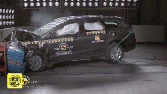 Crashtest Ford Mondeo 2014