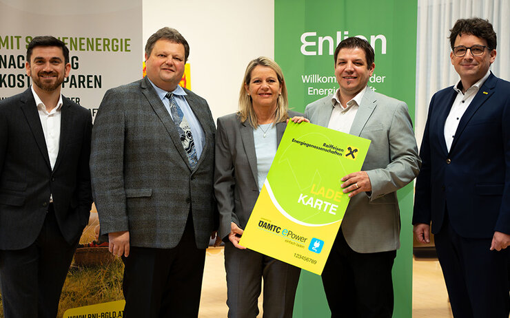 Präsentierten den neuen Community Hub