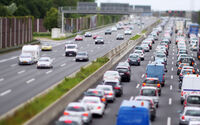 Autokolonnen auf Autobahn