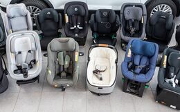 ÖAMTC-Test zeigt: Kopfstützen im Auto verbessern Sicherheit von  Kindersitzen bei Heckaufprall