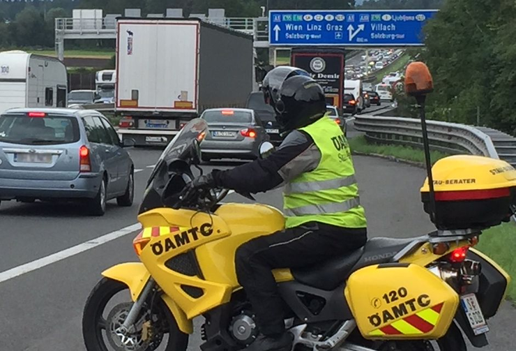 stau_stauberater_280717.jpg © ÖAMTC stau_stauberater_280717.jpg