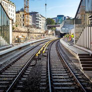 U-Bahngleise in einer U-Bahnstation